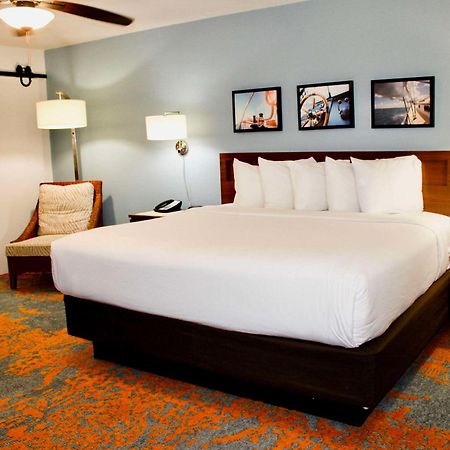 Seafarer Inn & Suites, Ascend Hotel Collection Île de Jekyll Extérieur photo