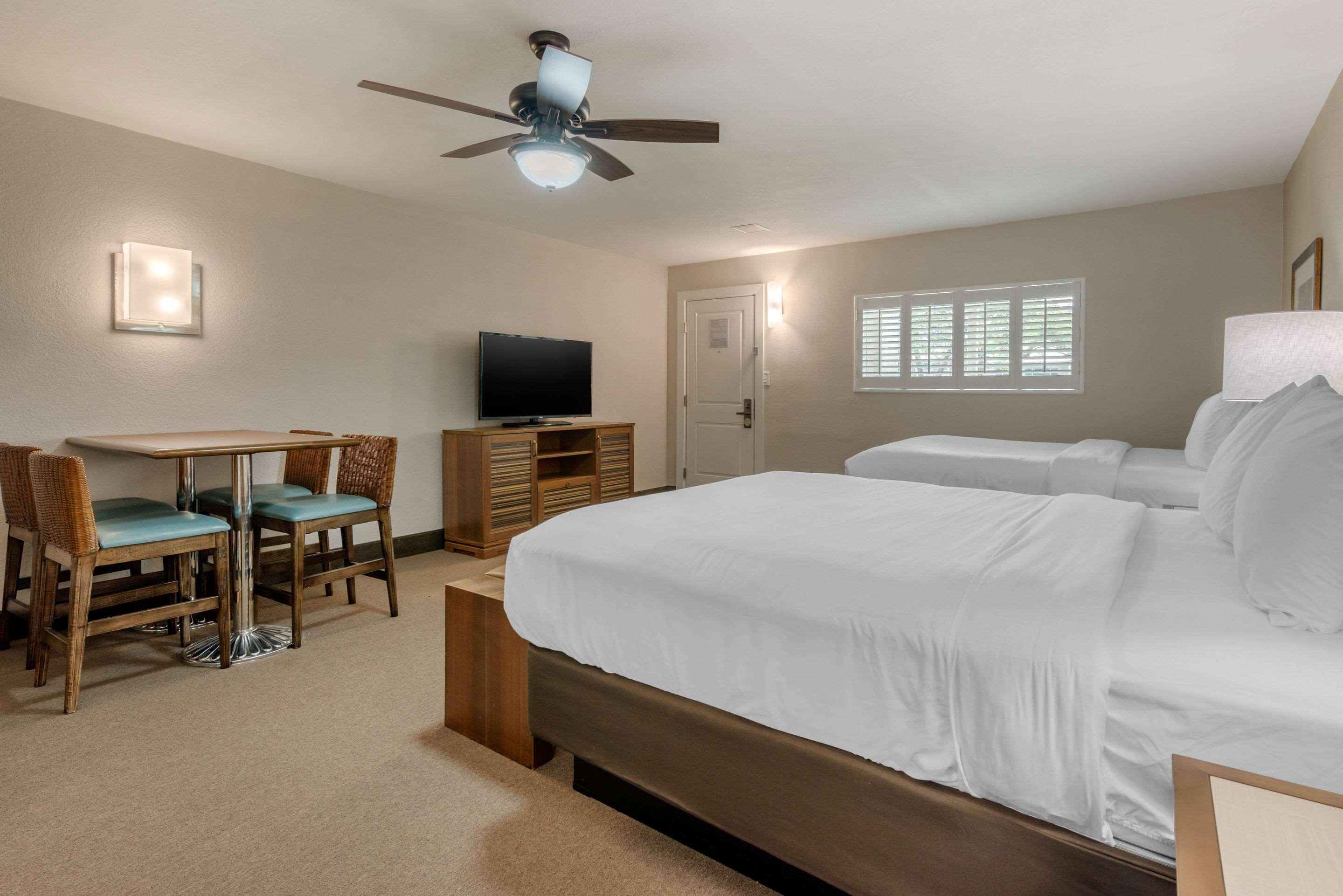 Seafarer Inn & Suites, Ascend Hotel Collection Île de Jekyll Extérieur photo
