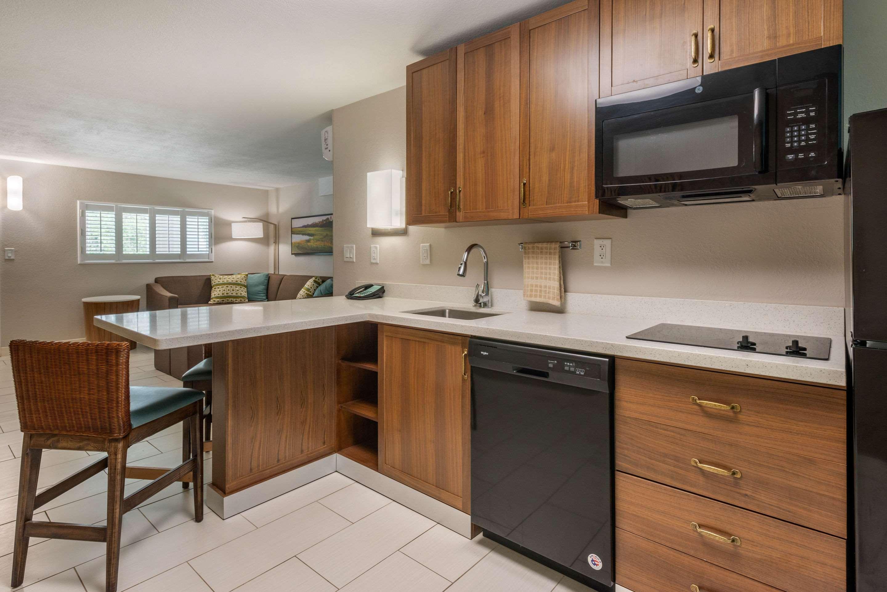 Seafarer Inn & Suites, Ascend Hotel Collection Île de Jekyll Extérieur photo