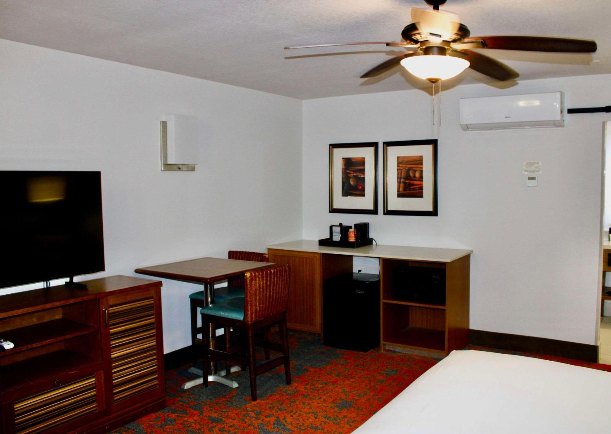 Seafarer Inn & Suites, Ascend Hotel Collection Île de Jekyll Extérieur photo